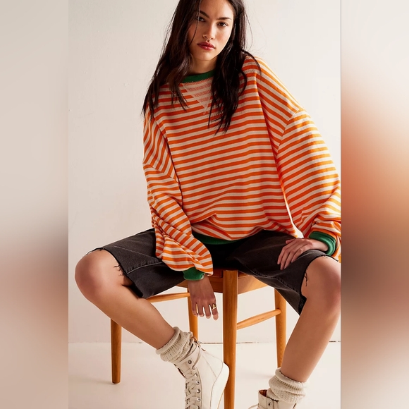 BRAND NEW FREE PEOPLE CLASSIC STRIPE OVERSIZED CREWNECK, ORANGECOMBO, SIZE SMALL - Picture 3 of 7